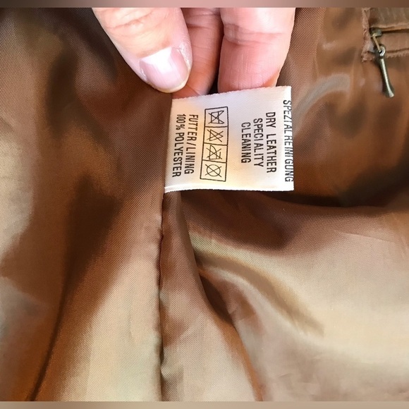 𝅺gorgeous vintage leather jacket, men’s size 42. Beautiful braided details. - Picture 10 of 11